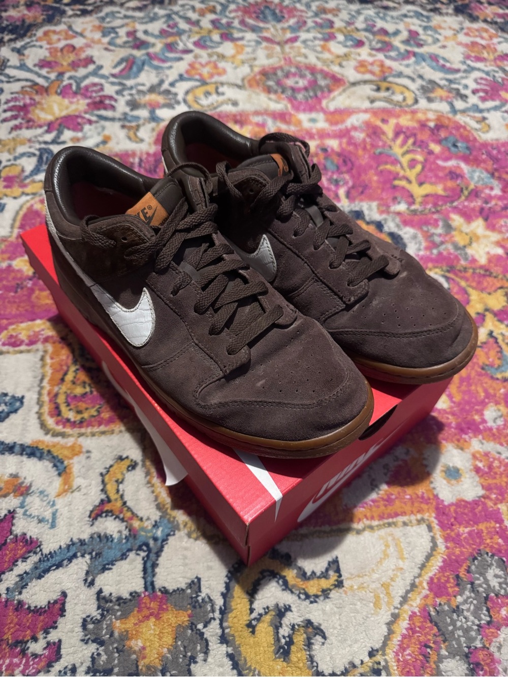 Men’s Nike Brown Suede SB Low-Top Sneakers